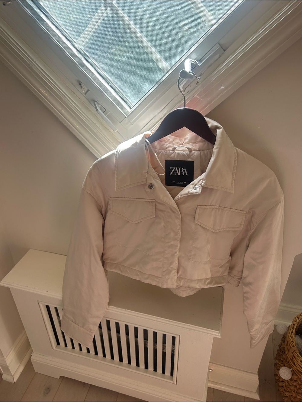 NWOT Zara Cropped Bomber Jacket